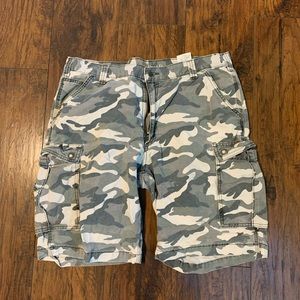 Carhartt Men’s Camo shorts.